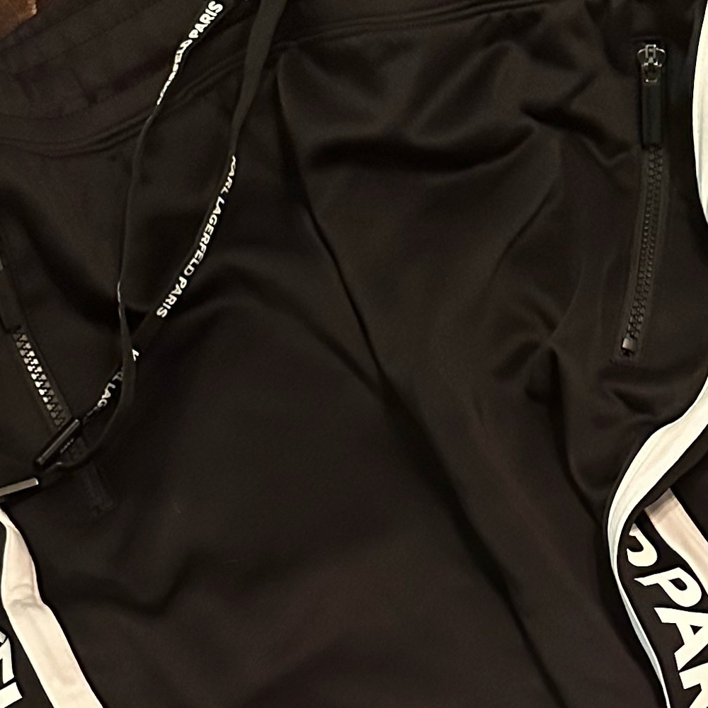 Like New! $110 Karl Lagerfeld Paris Black Joggers with White Stripes sz L - Picture 7 of 15